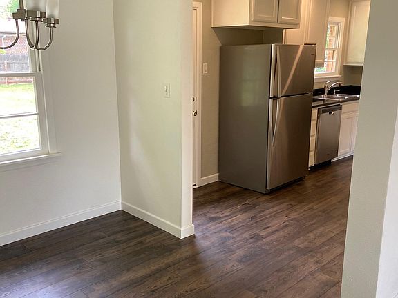 5th image of 4114 Hughes Dr