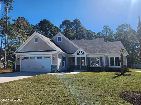 398 Baypark Drive NW, Calabash, NC 28467