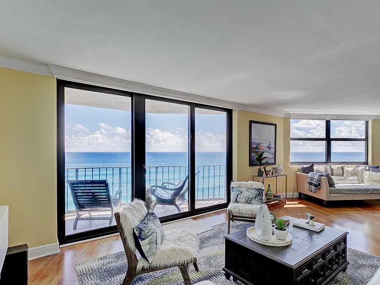 5420 N Ocean Dr #801 — Photo 14