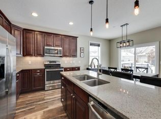 3761 Terra Vista Path, Chaska, MN 55318