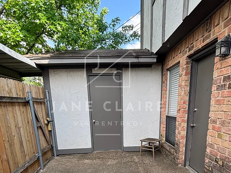 336 Mill Creek Cir — Photo 10