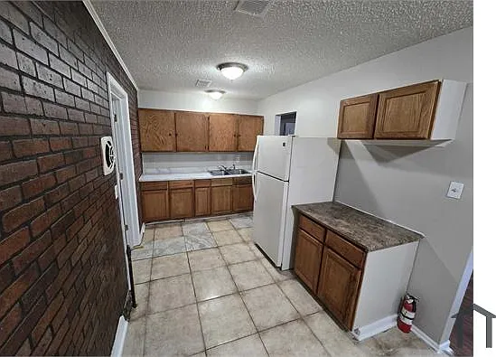 3906 Hammett Dr — Photo 8