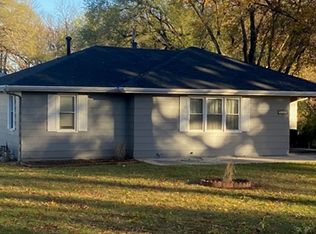 2303 4th Ave, Leavenworth, KS 66048