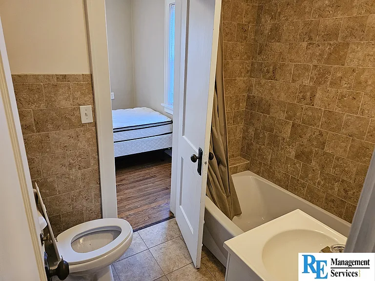1503 S 50th St — Photo 13