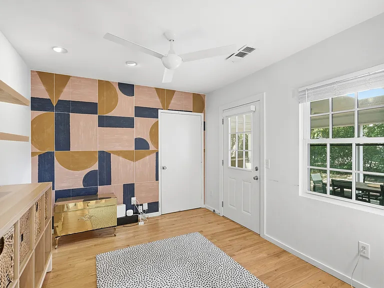 1429 El Campo Dr — Photo 22