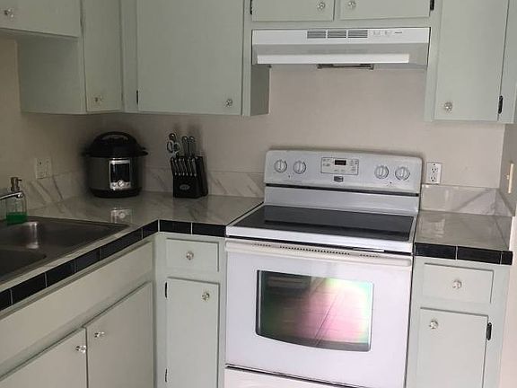 4th image of 18030 Birdwater Dr
