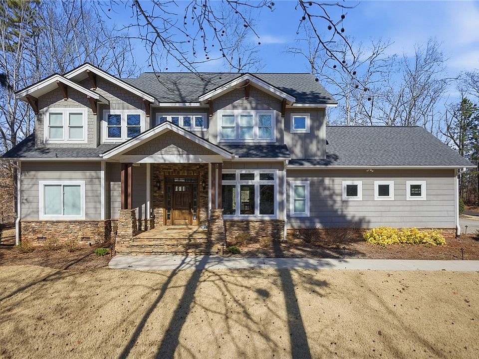 1st image of 401 Promontory Rdg