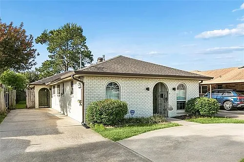 3908 W Metairie Ave Photo 1