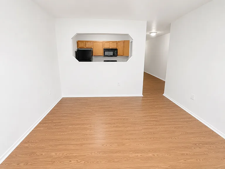 1238 Penn St NE #1 — Photo 10