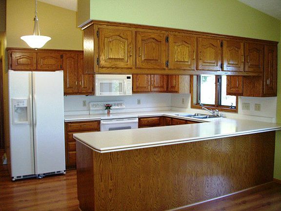 5th image of 358 N 18th Pl