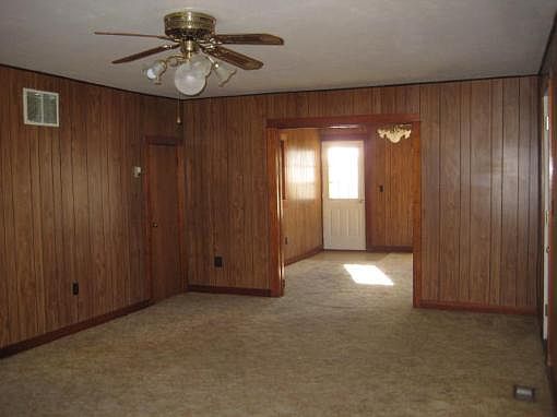 5th image of 707 S Clay St