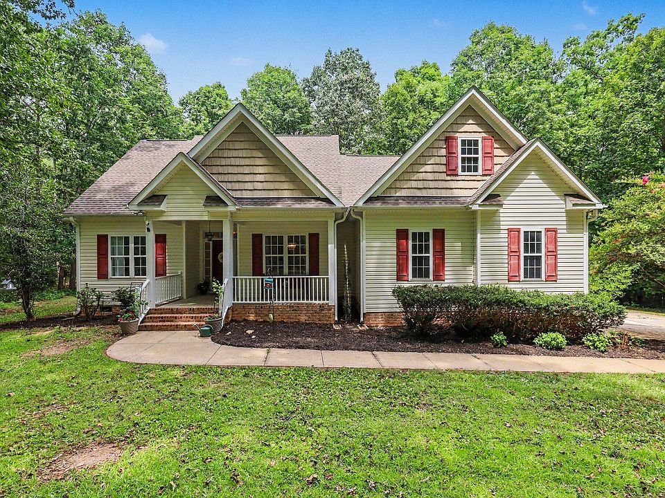 1st image of 645 Timberlands Dr