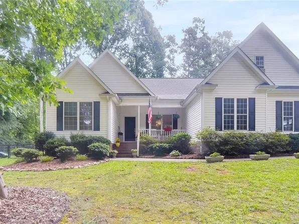 101 Old Village Dr, Anderson, SC 29621