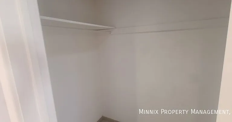 2905 Ventura Ave — Photo 36