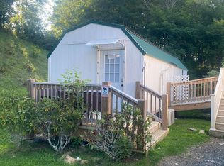 94 Little Plumtree Creek Rd #B, Newland, NC 28657