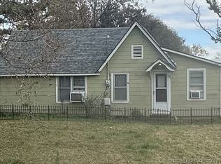 920 N Franklin St, Colbert, OK 74733