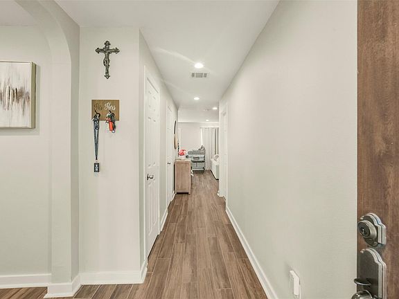 4th image of 11026 Desert Springs Cir