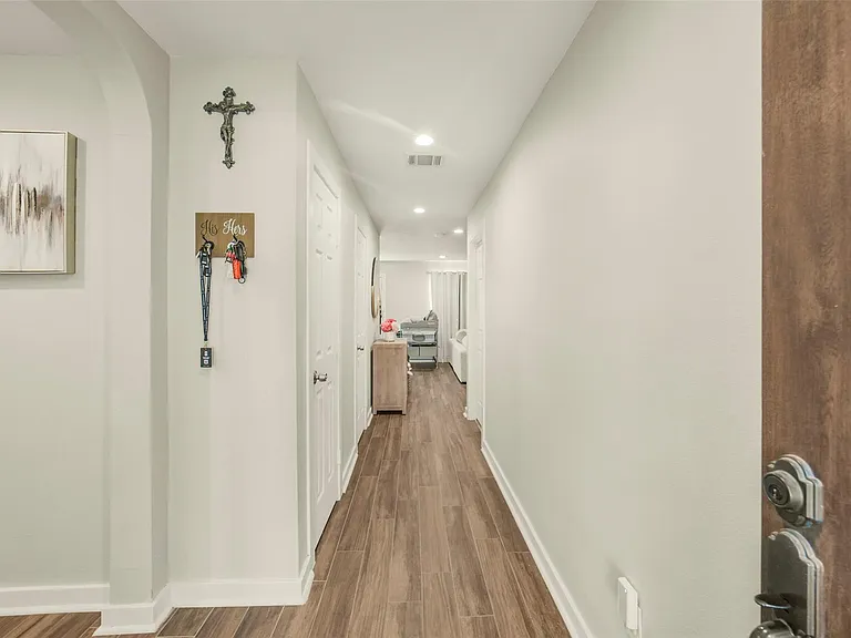 11026 Desert Springs Cir — Photo 4