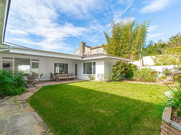 2840 Amby Pl — Photo 14