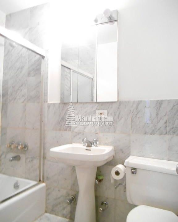 2nd image of 426 E 81st St APT 3A