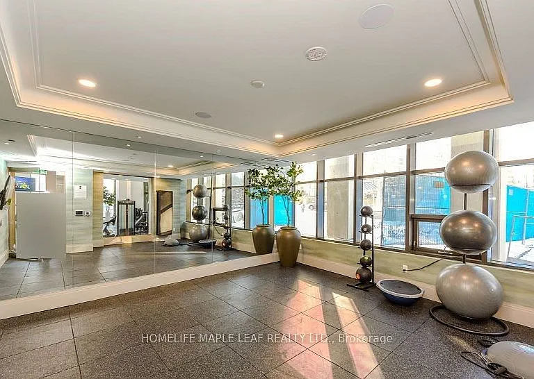 30 Elm Dr W #604 — Photo 13