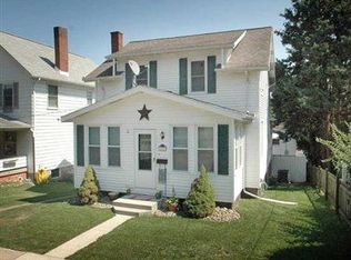 14 S 6th St, Youngwood, PA 15697