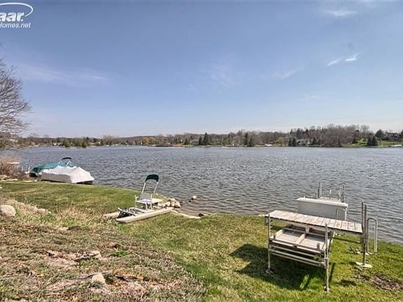 3rd image of 7616 Driftwood Dr