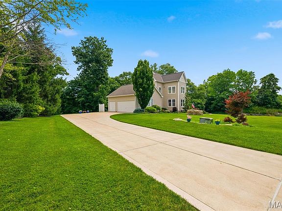 2nd image of 4349 Murdoch Ln