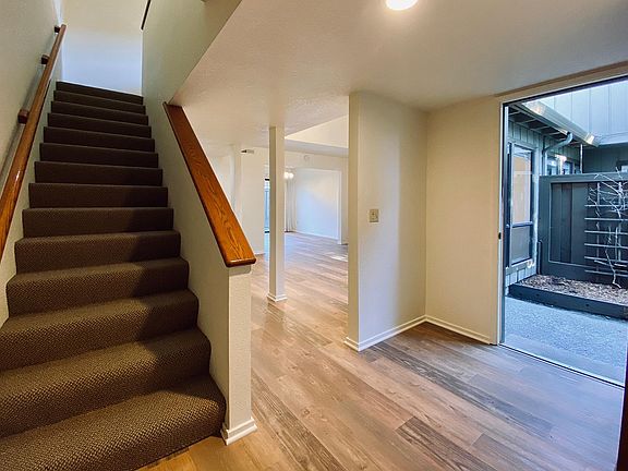 4th image of 6125 Sheraton Pl