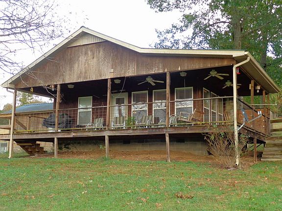 3rd image of 161 Higgens Ln