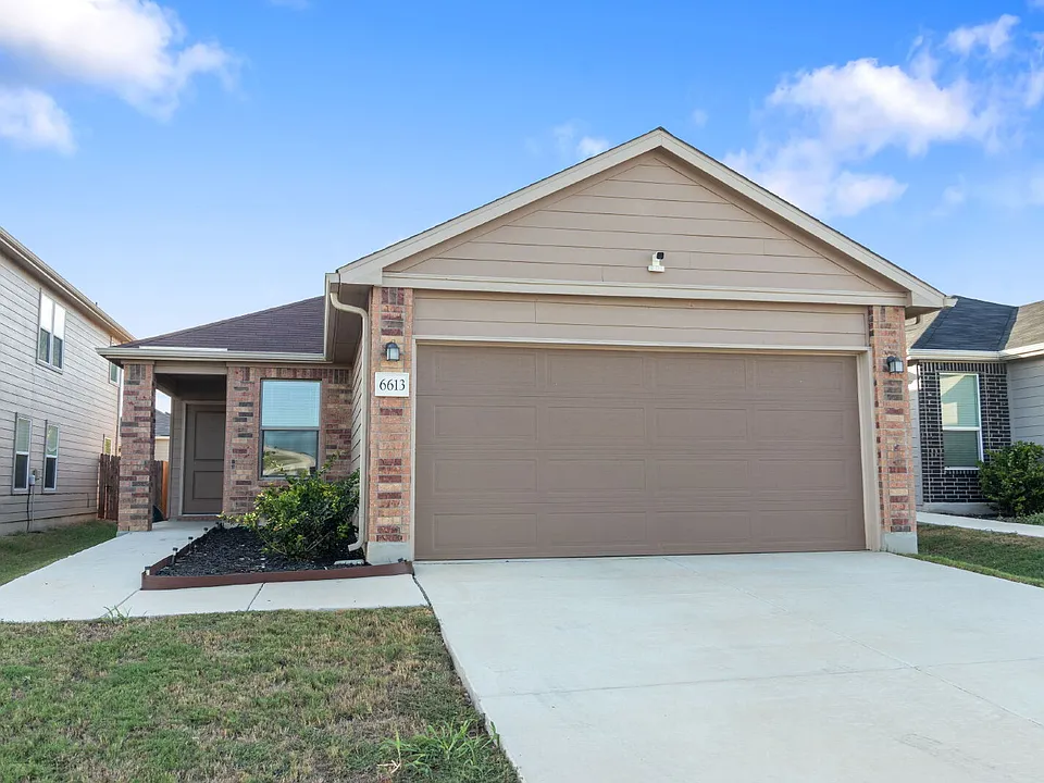 6613 Willow Lndg