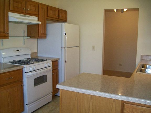 2nd image of 1220 Plum Tree Ct APT D1