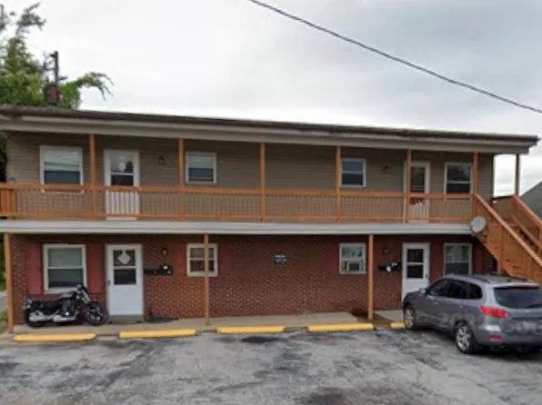 3 S 60th St #3A, Belleville, IL 62223