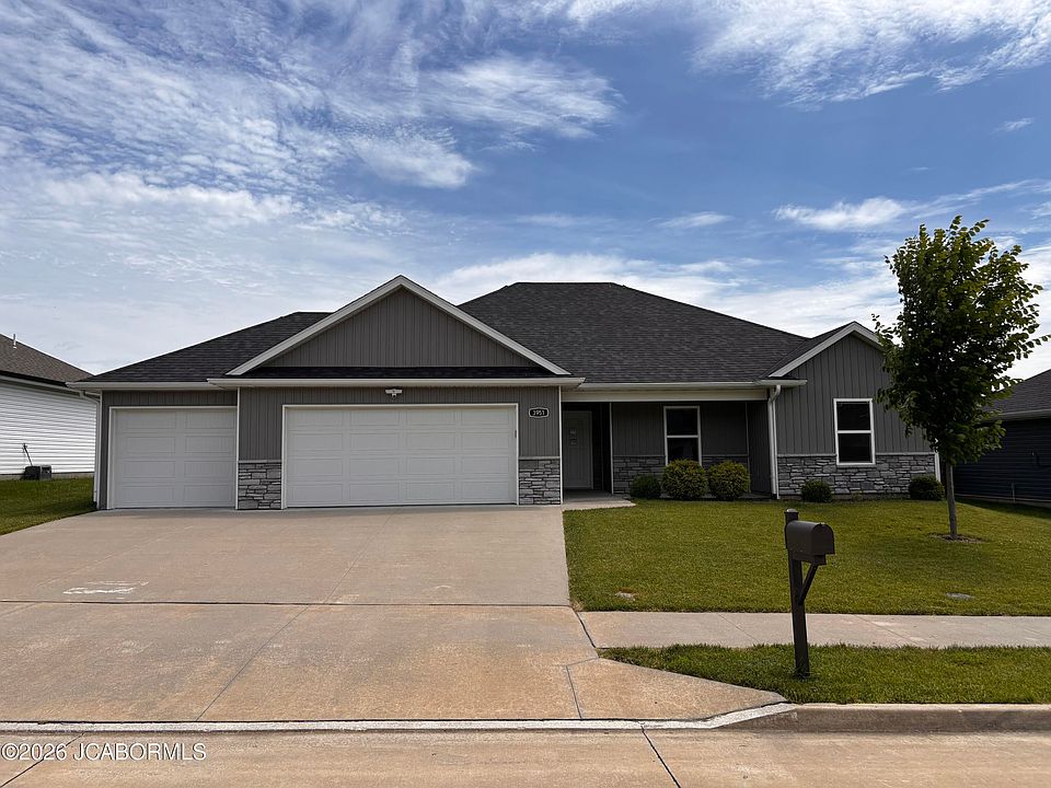 1st image of 3951 Clydesdale Dr