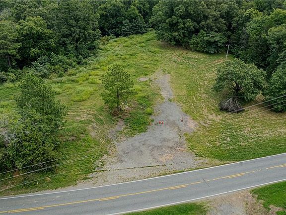 2nd image of 4444 Mebane Oaks Rd