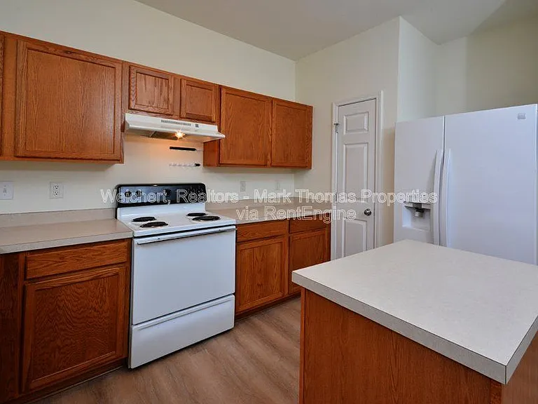 1326 Holly Grove Way — Photo 6