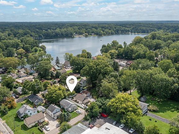 5th image of 6544 Schoolview Dr