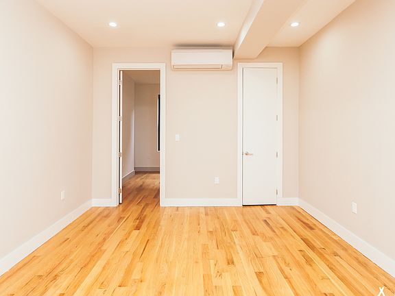 3rd image of 26 Irving Ave #1B