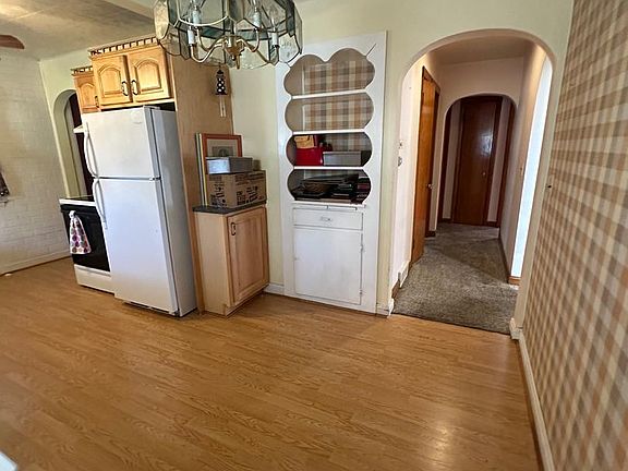 4th image of 717 Louisiana Ave