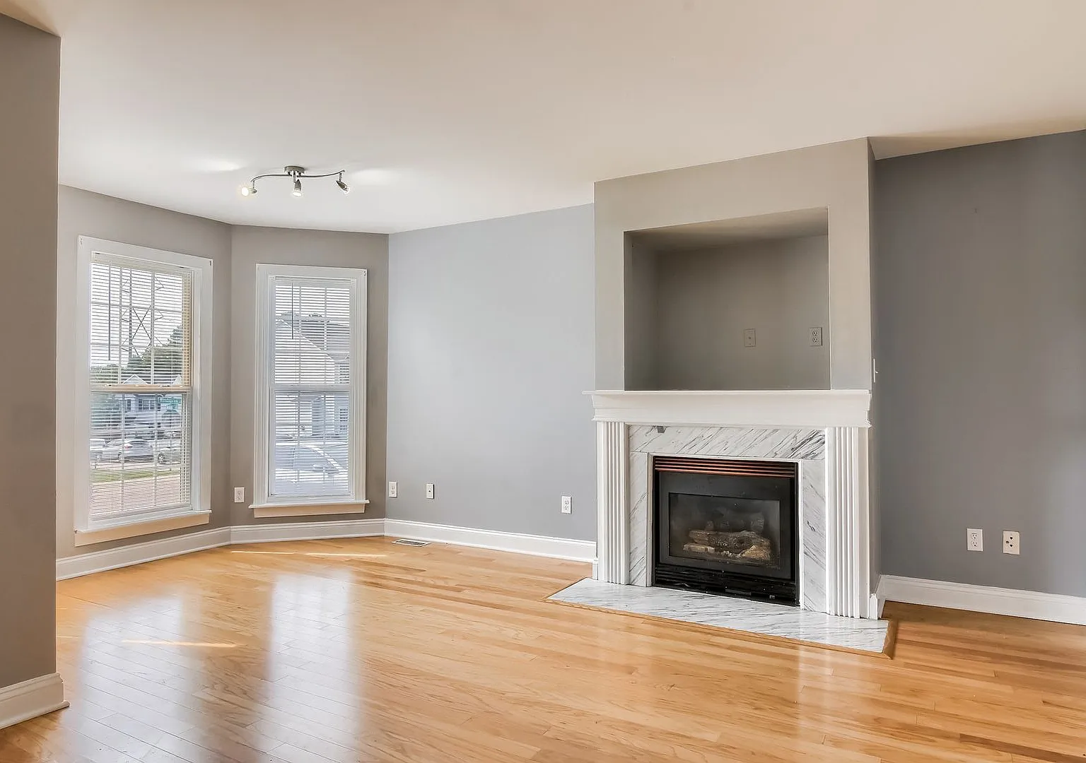 3 Bedroom single family home in Raleigh — Photo 1
