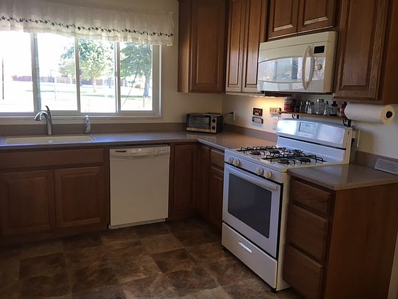 5th image of 1201 N Mesa Verde Ave
