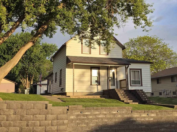 309 5th Ave SE, Le Mars, IA 51031