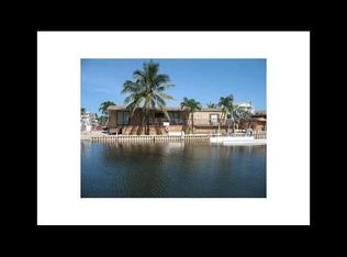 18 Flamingo Rd, Key Largo, FL 33037