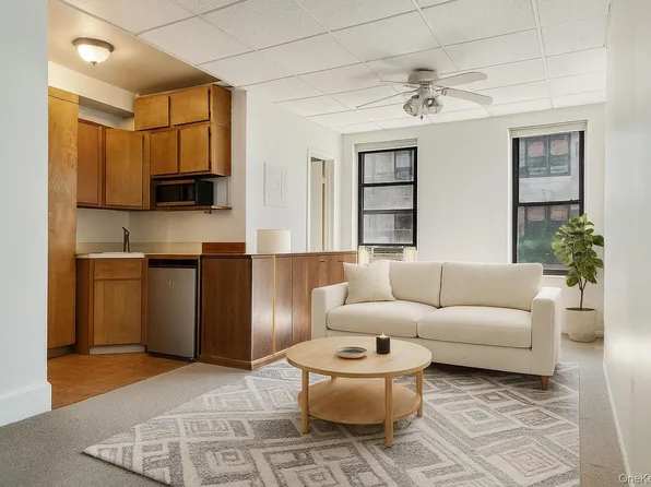 551 E 12th Street #3, New York (Manhattan), NY 10009
