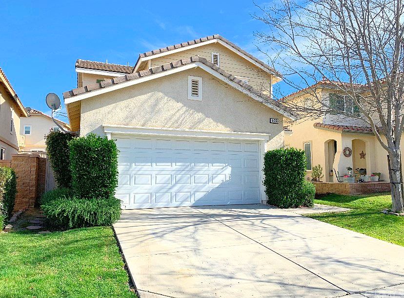 1st image of 32358 Fernleaf Dr