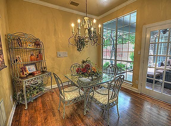 5th image of 4304 Wingren Dr