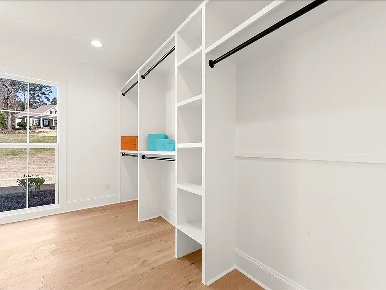 1270 Glen Eagle Dr — Photo 29