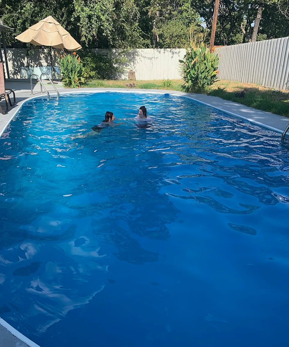 4 bed, 2164 sqft, $2,600 — Photo 2