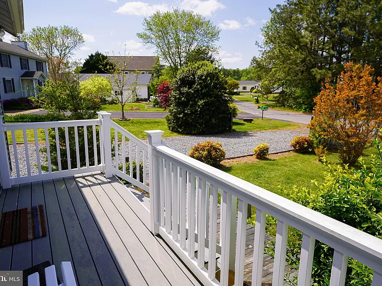 39028 Bayview W — Photo 22