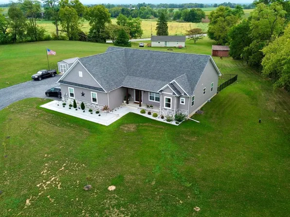 8638 Regal Dr, Mercersburg, PA 17236